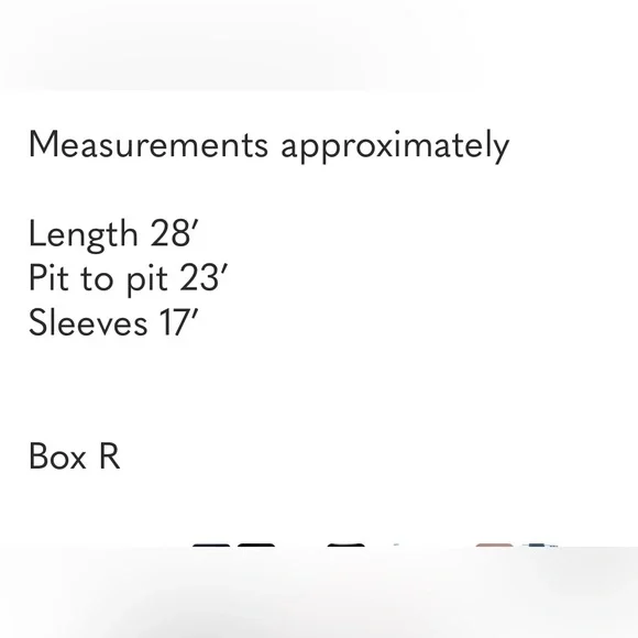 St. John Stylish Black and White Women's Top - Picture 8 of 8